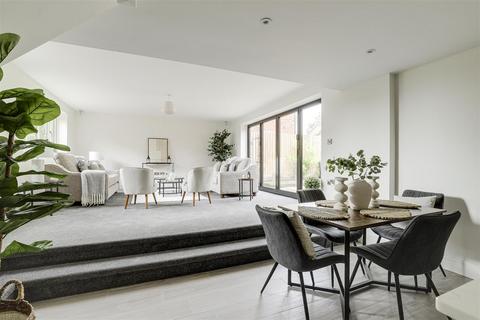 7 Blackbird Crescent, Edwalton, Nottingham, NG12 4JN