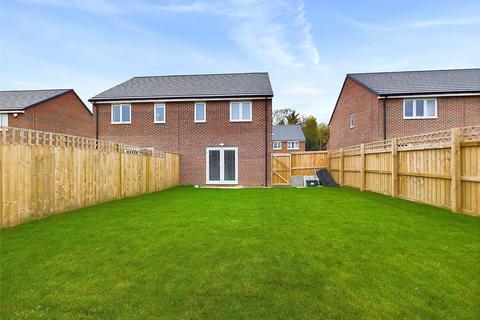 3 bedroom semi-detached house for sale, Dove Lane, Woodlands, Doncaster, South Yorkshire, DN6