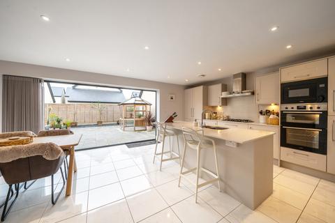 4 bedroom detached house for sale, Haymakers Road, Cheltenham GL52