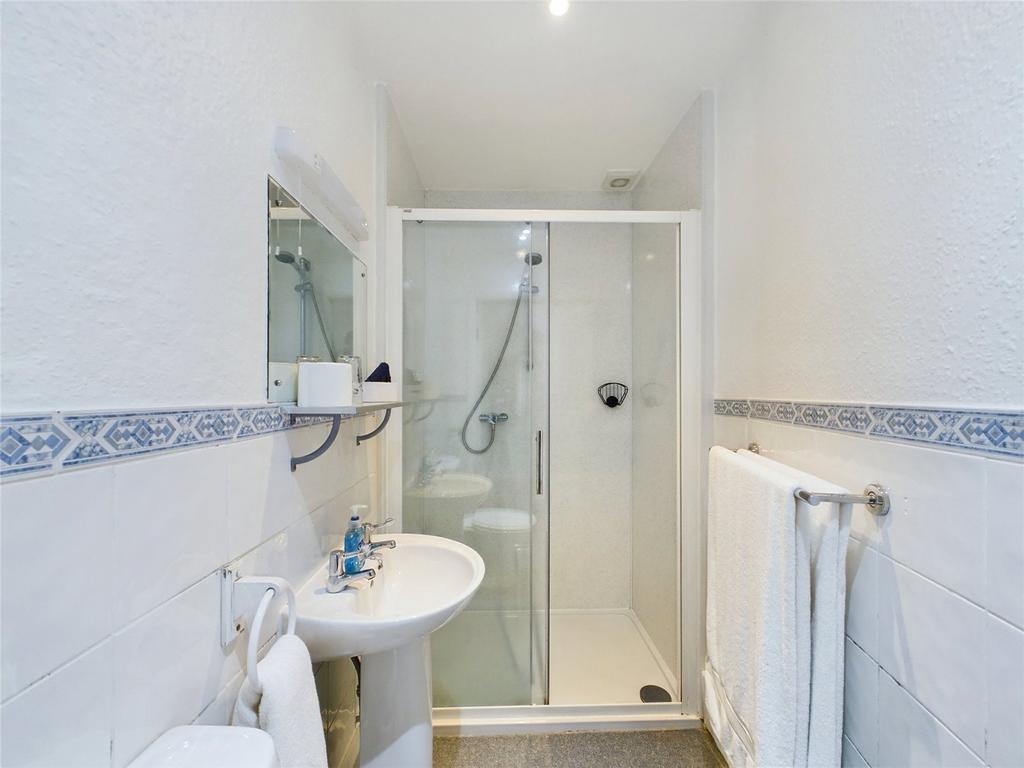 Ensuite