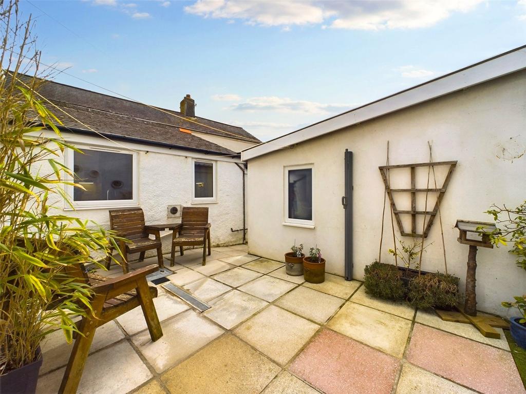 Courtyard Garden
