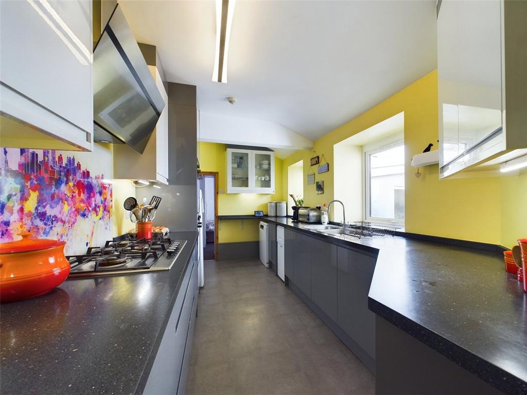 Kitchen Alt