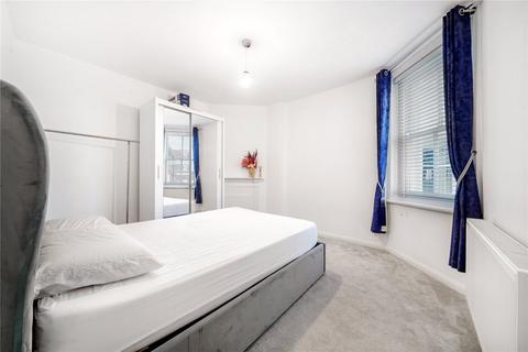 2 bedroom apartment for sale, Queen's Club Gardens, London, W14