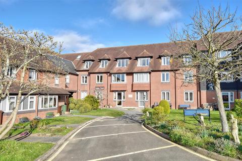 2 bedroom retirement property for sale, Cedar Court, Woodbury lane, Tenterden