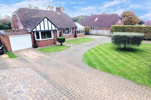 5 bedroom house to rent, Berwick Lane, Lympne, Hythe