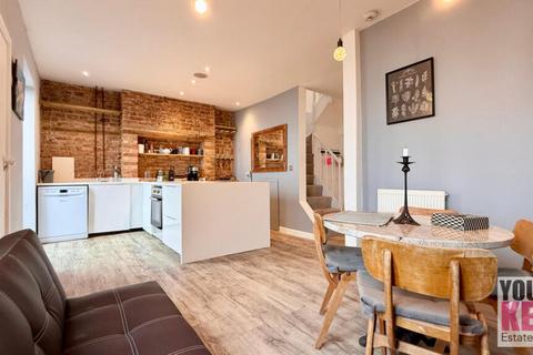 undefined, Sandgate High Street, Sandgate, Folkestone, Kent, CT20
