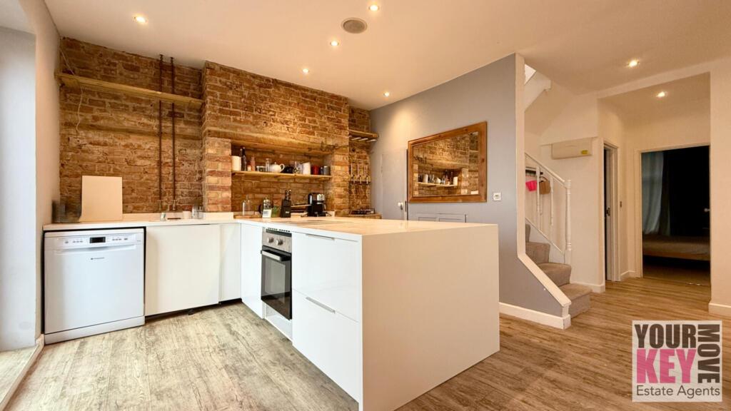 Folkestone estate agents, Your Key Move - Sandgate