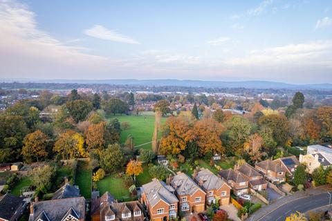 5 bedroom detached house for sale, Stangrove Road, Edenbridge, TN8