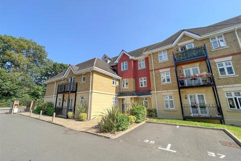 2 bedroom apartment for sale, London Road, Bushey