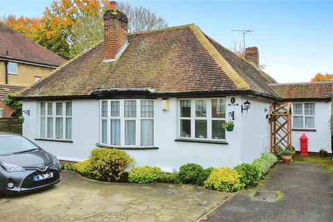 3 bedroom bungalow for sale, Pinkneys Road, Berkshire SL6