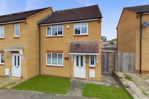 3 bedroom end of terrace house for sale, Johnson Drive, Leighton Buzzard, LU7