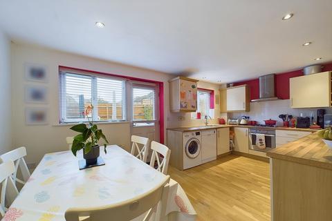 3 bedroom end of terrace house for sale, Johnson Drive, Leighton Buzzard, LU7