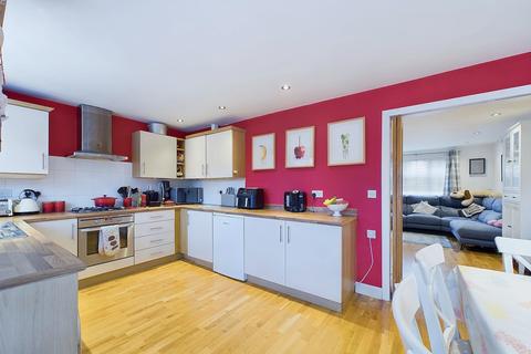 3 bedroom end of terrace house for sale, Johnson Drive, Leighton Buzzard, LU7