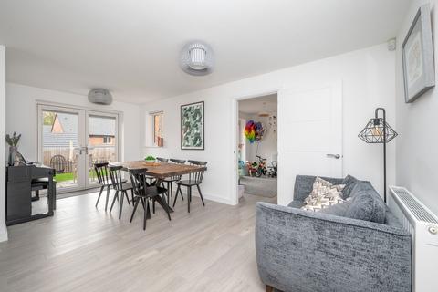 50 Pastures Drive, Tidbury Green, Solihull, B90 1US
