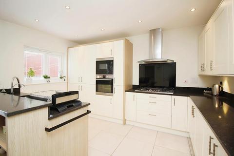 1 Carnaby Close, Hamilton, Leicester, LE5 1EL