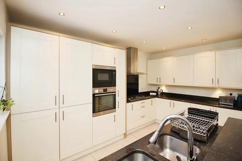 1 Carnaby Close, Hamilton, Leicester, LE5 1EL