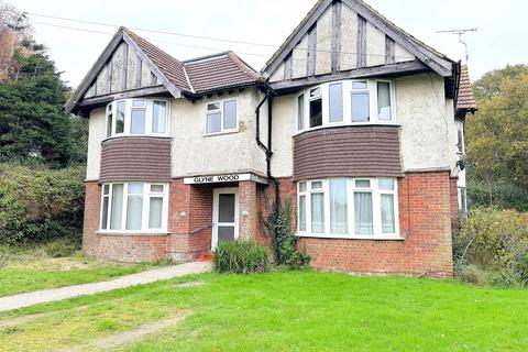 2 bedroom ground floor flat to rent, Glyne Ascent, Bexhill on Sea, TN40