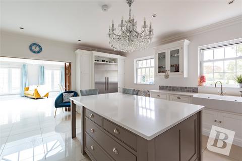 Brook House Bicknacre Road, Danbury, Chelmsford, CM3 4ES