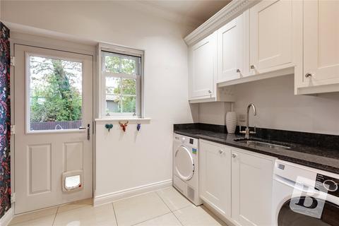 Brook House Bicknacre Road, Danbury, Chelmsford, CM3 4ES