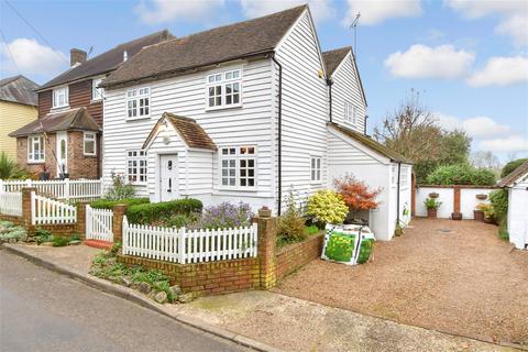 4 bedroom detached house for sale, Lenham Road, Platts Heath, Maidstone, Kent