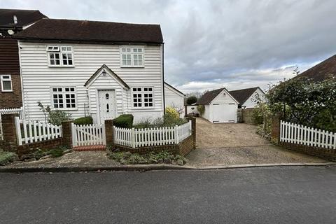 Lenham Road, Platts Heath, Maidstone, Kent