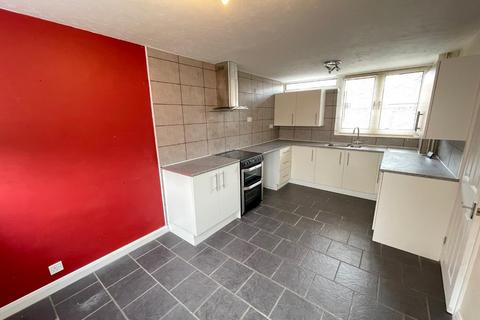 3 bedroom end of terrace house to rent, Clare Close, Mildenhall IP28