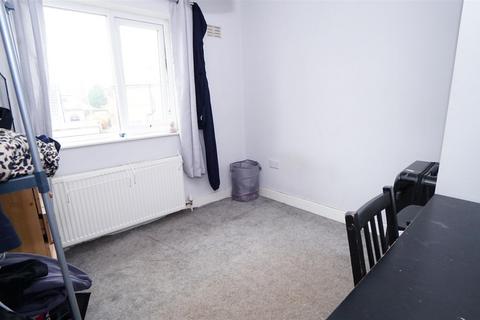 23 Moorside Gardens, Bradford, BD2 3RE