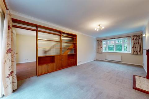 3 bedroom detached house to rent, Copthorne Park, Shrewsbury