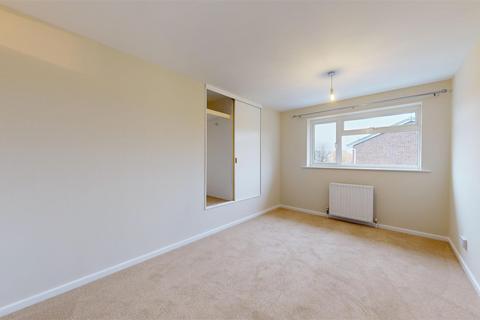 3 bedroom detached house to rent, Copthorne Park, Shrewsbury