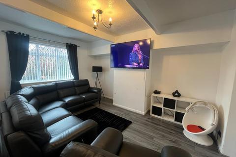 3 bedroom semi-detached house for sale, Benwell Grange Terrace, Benwell, Newcastle upon Tyne, NE15