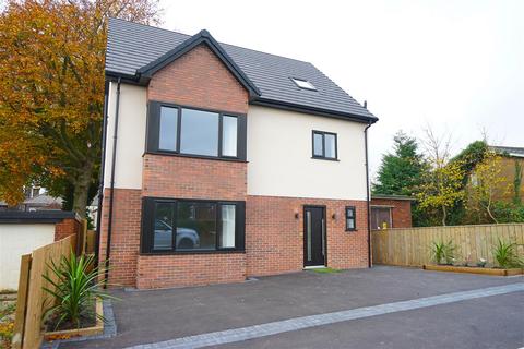 5 bedroom detached house for sale, Beech Avenue, Adlington, Chorley