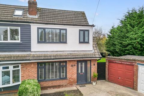 3 bedroom semi-detached house for sale, Green View, Lymm WA13