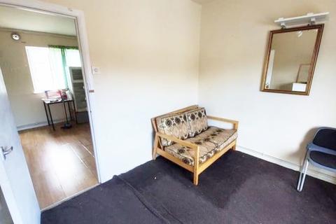 1 bedroom flat to rent, Elder House, IG3