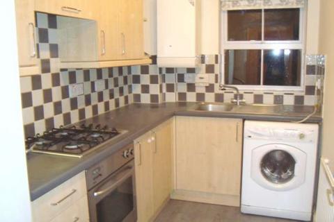 2 bedroom apartment to rent, Oakwood House, Reading RG6