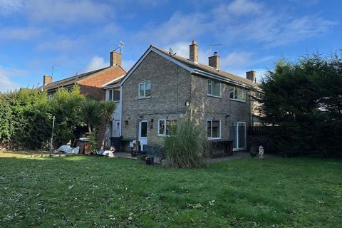 4 bedroom terraced house for sale, Eastbourne Avenue, Corby NN18