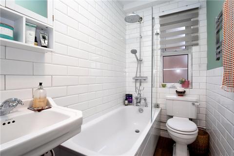 2 bedroom apartment for sale, Chiswick Village, London, W4