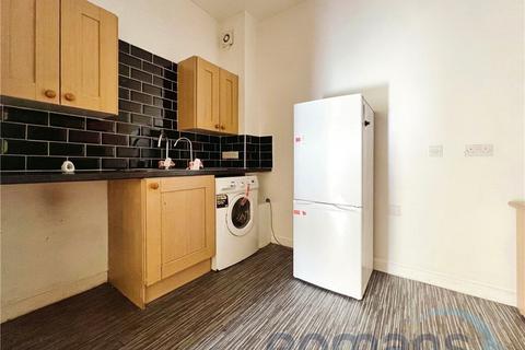 2 bedroom apartment for sale, Birchett Road, Aldershot, Hampshire