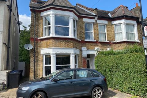 2 bedroom flat to rent, Burgoyne Road, London