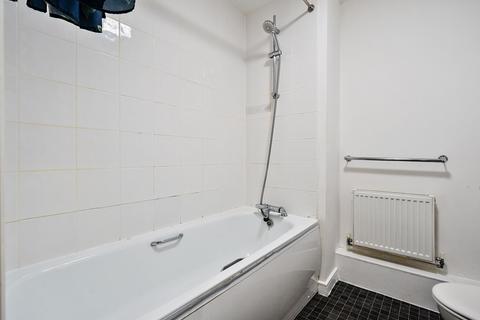 1 bedroom apartment for sale, Burrage Road, Surrey RH1