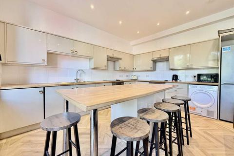 undefined, Queen Anne Terrace, Plymouth