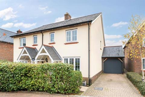 3 bedroom semi-detached house for sale, Windmill Mews, Barnham