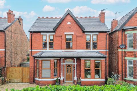 4 bedroom detached house for sale, Cedar Street, Southport PR8