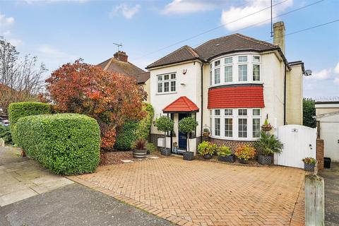 3 bedroom detached house for sale, Austin Road, Orpington