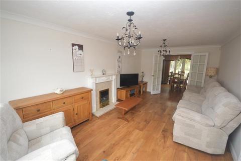 5 bedroom detached house for sale, Bridport Way, Braintree, CM7