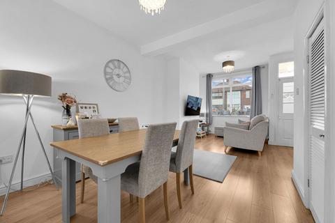 28 Hale Road, Widnes, WA8 8SA