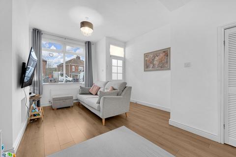 28 Hale Road, Widnes, WA8 8SA