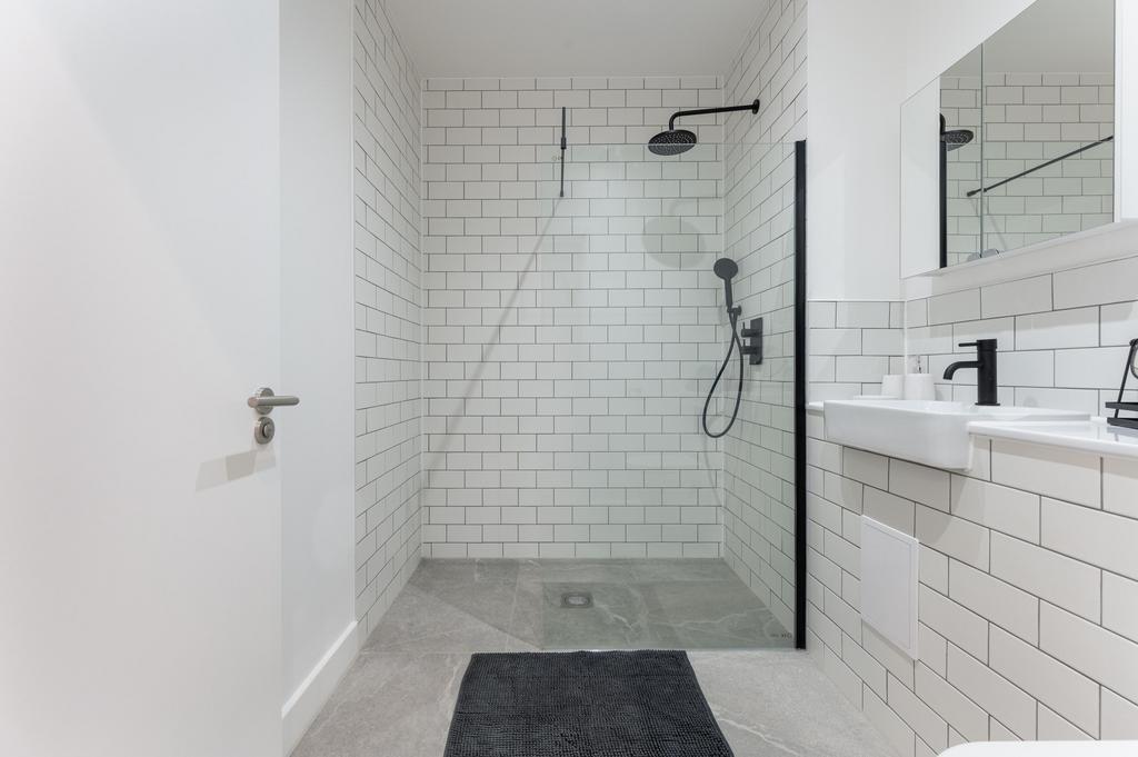 580fa5e5418c597ce763053b1082