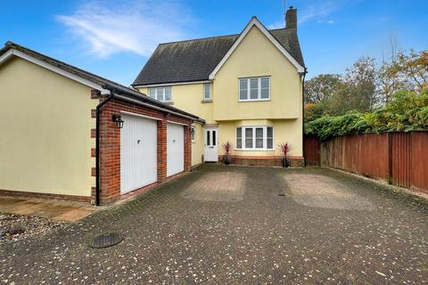 4 bedroom detached house for sale, Gainsborough Road, Braintree, CM77