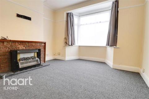 3 bedroom terraced house to rent, Kitchener Road, E17