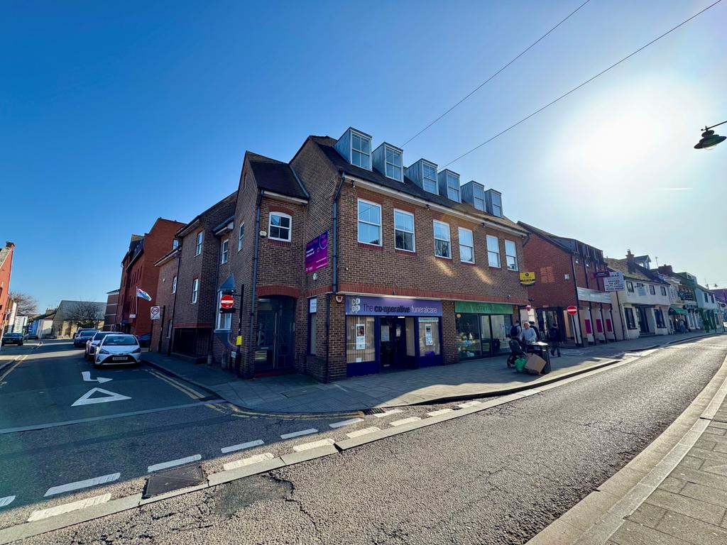 Moulsham Street, Chelmsford, Essex, CM2 0 HY